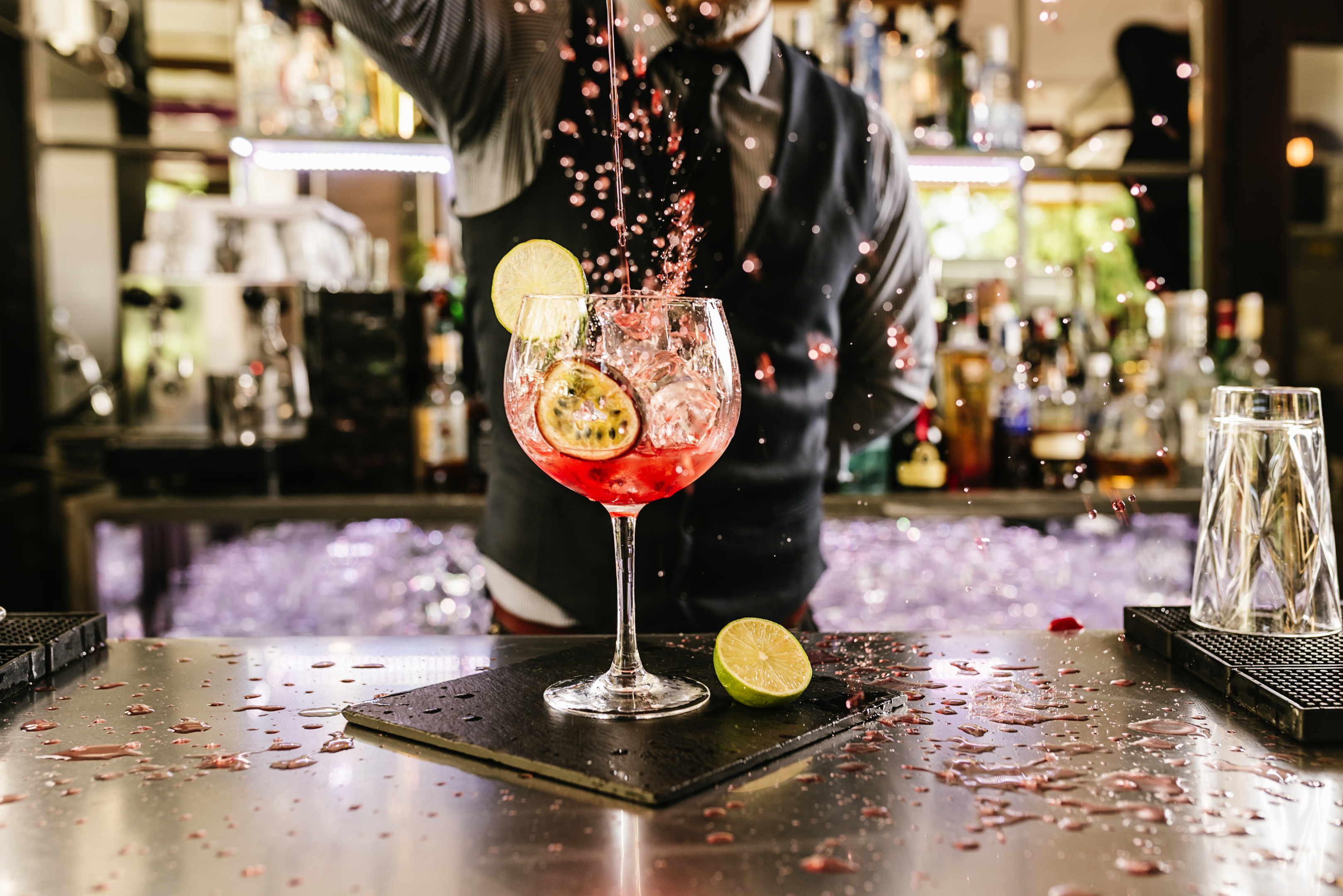How Helpful Are The Mobile Bar Hire Bartenders When Rented for Events? -