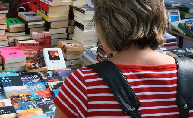 flea market, books, box