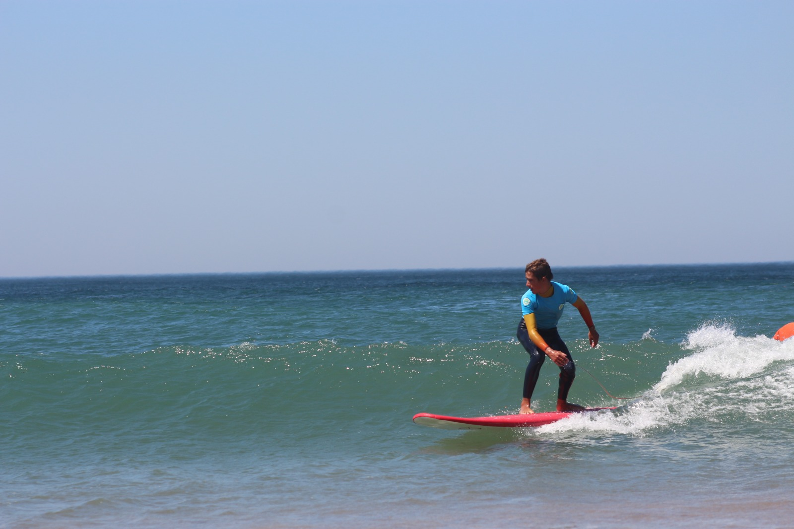 Beginner surfer with confidence