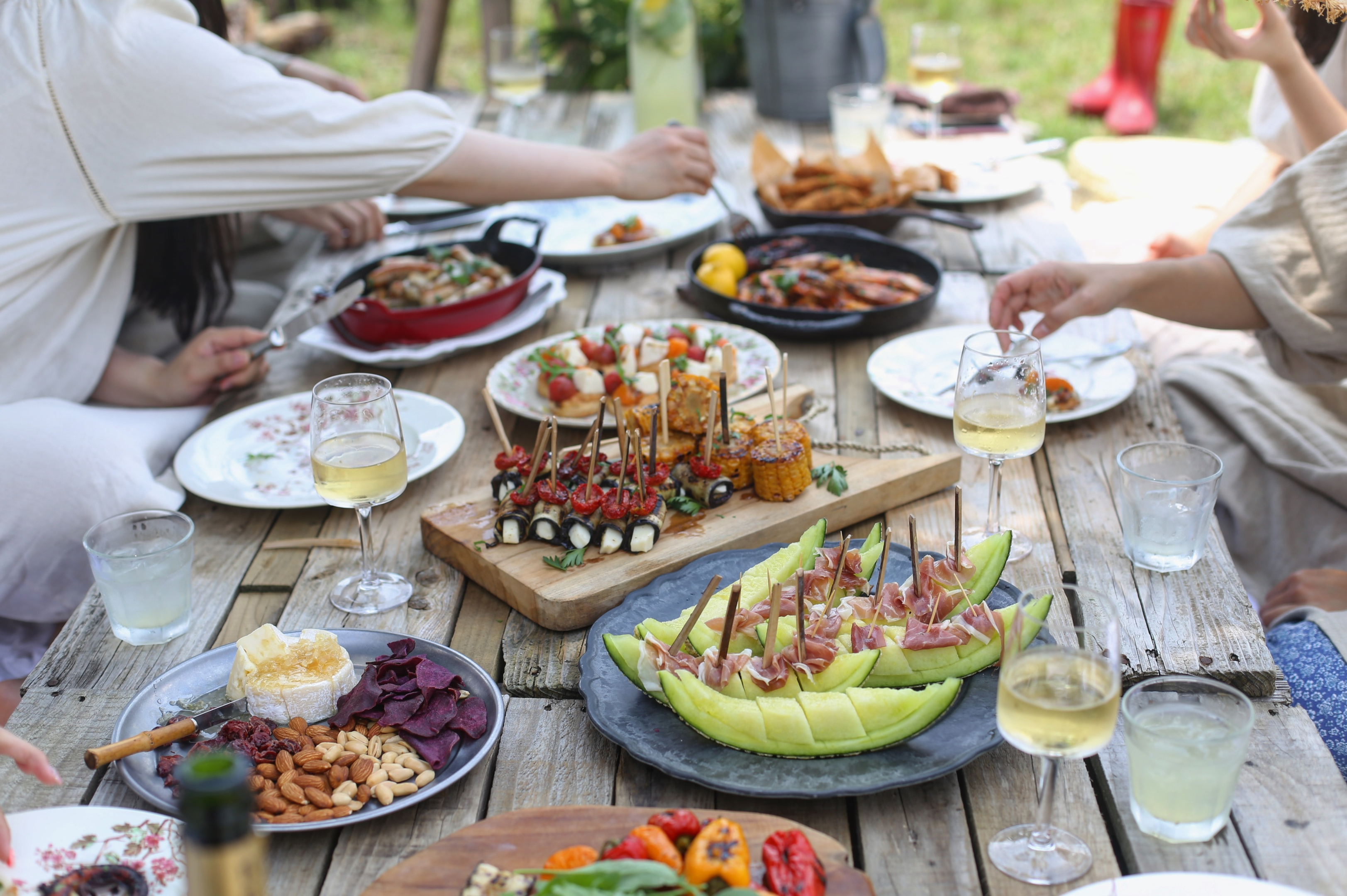 How To Dine Al Fresco At Home