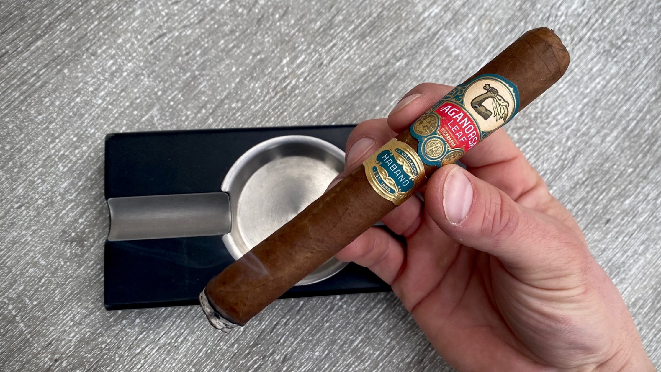 La Validacion Habano First Third