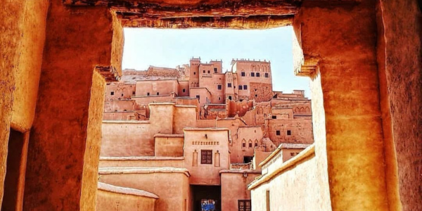 intérieur du ksar ait ben haddou à la ville de ouarzazate à ne pas rater lors de vos vacances à cette ville