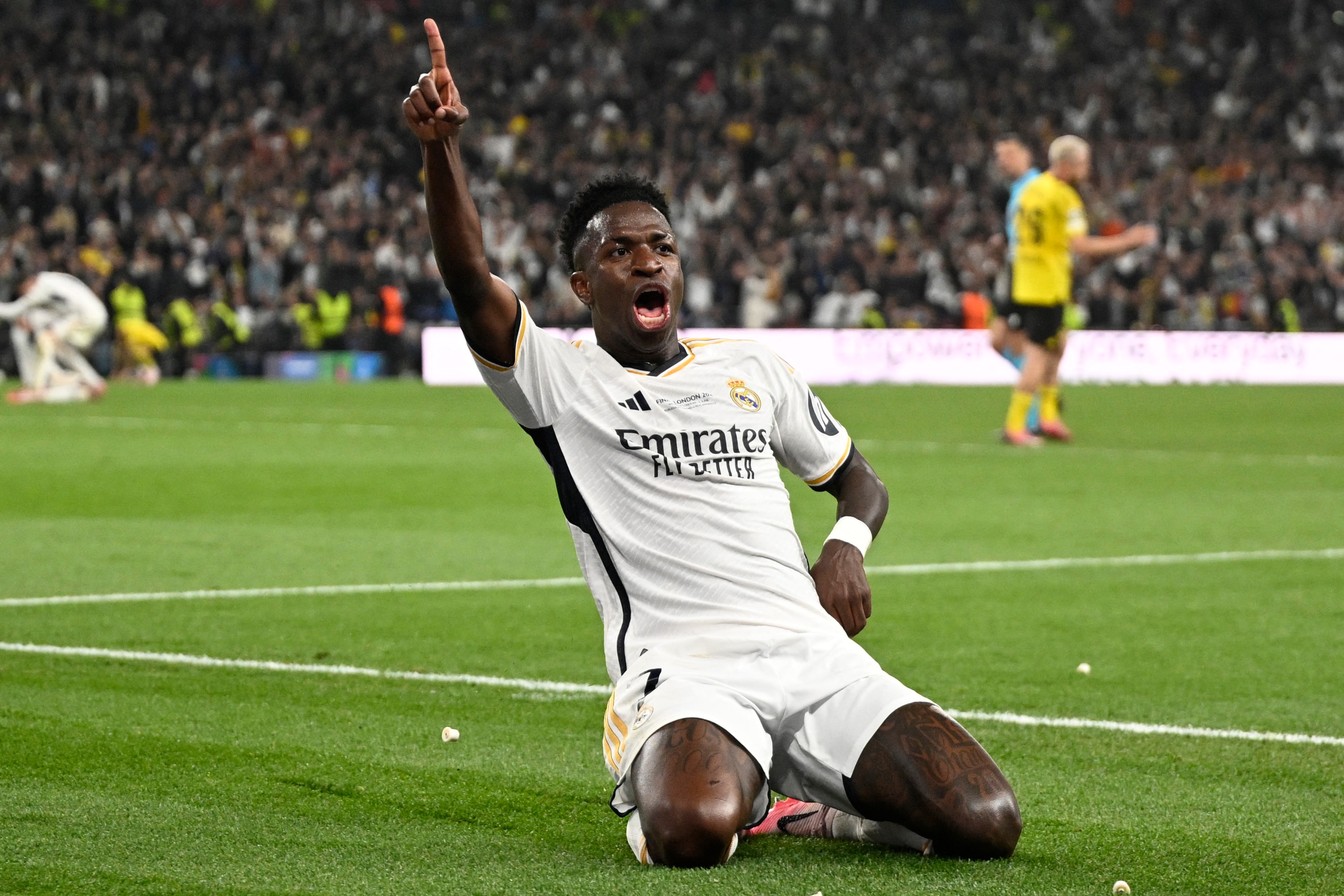 Vini Jr quebrou recorde ao se tornar o único brasileiro a marcar dois gols em final de Uefa Champions League. Foto: Getty Images