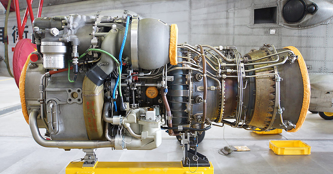 A T-700 Engine