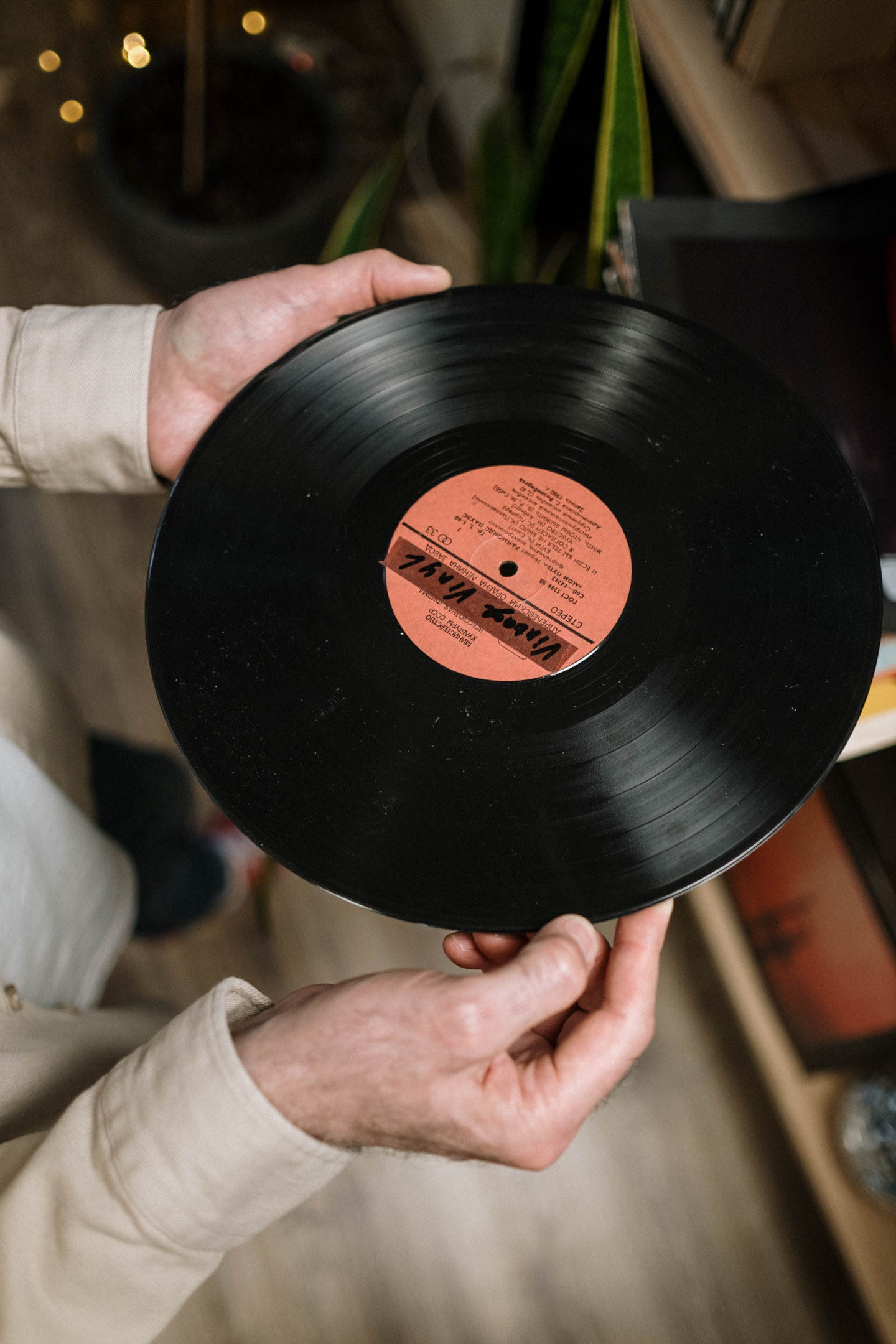 vinyl record cleaner, very dirty records, vinyl record