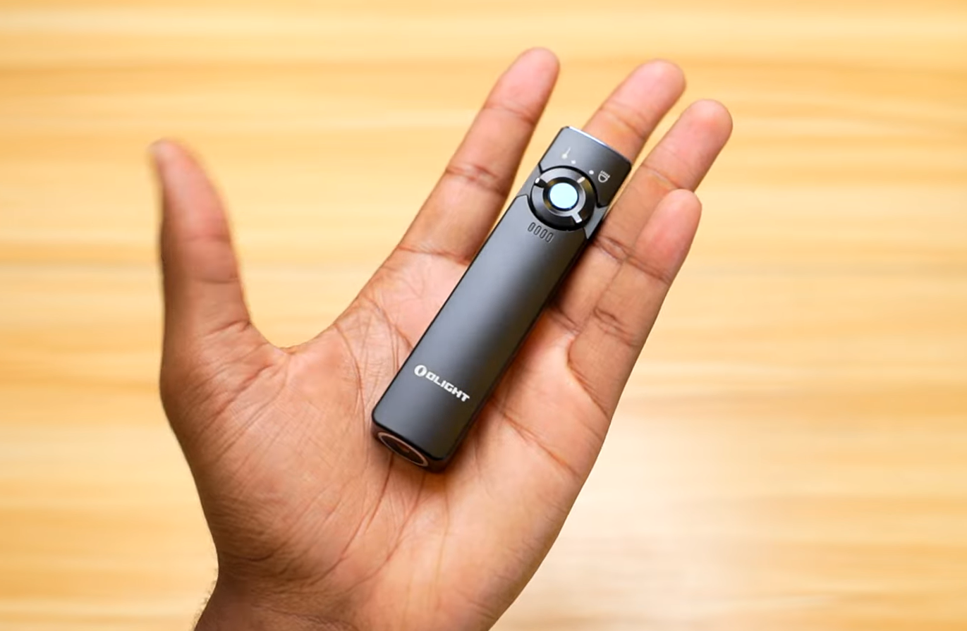 Olight Arkfeld EDC Flat Flashlight