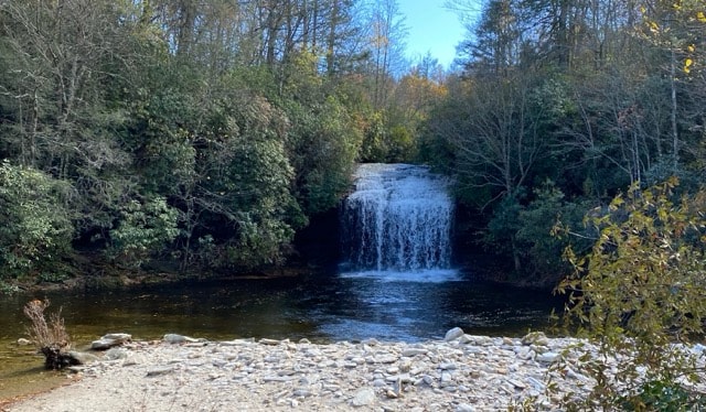 Schoolhouse Falls in Panthertown Valley