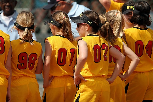 creative softball team pictures