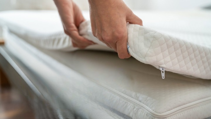  how often should you rotate your mattress, mattress regularly, memory foam mattress, double sided mattresses, comfort fillings evenly distributed, mattress company, poly foam