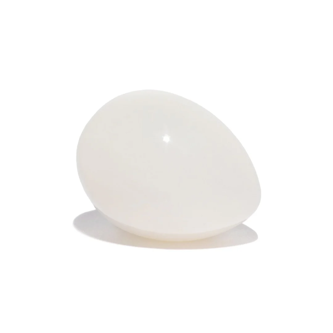 White nephrite jade eggs for sexual pleasure