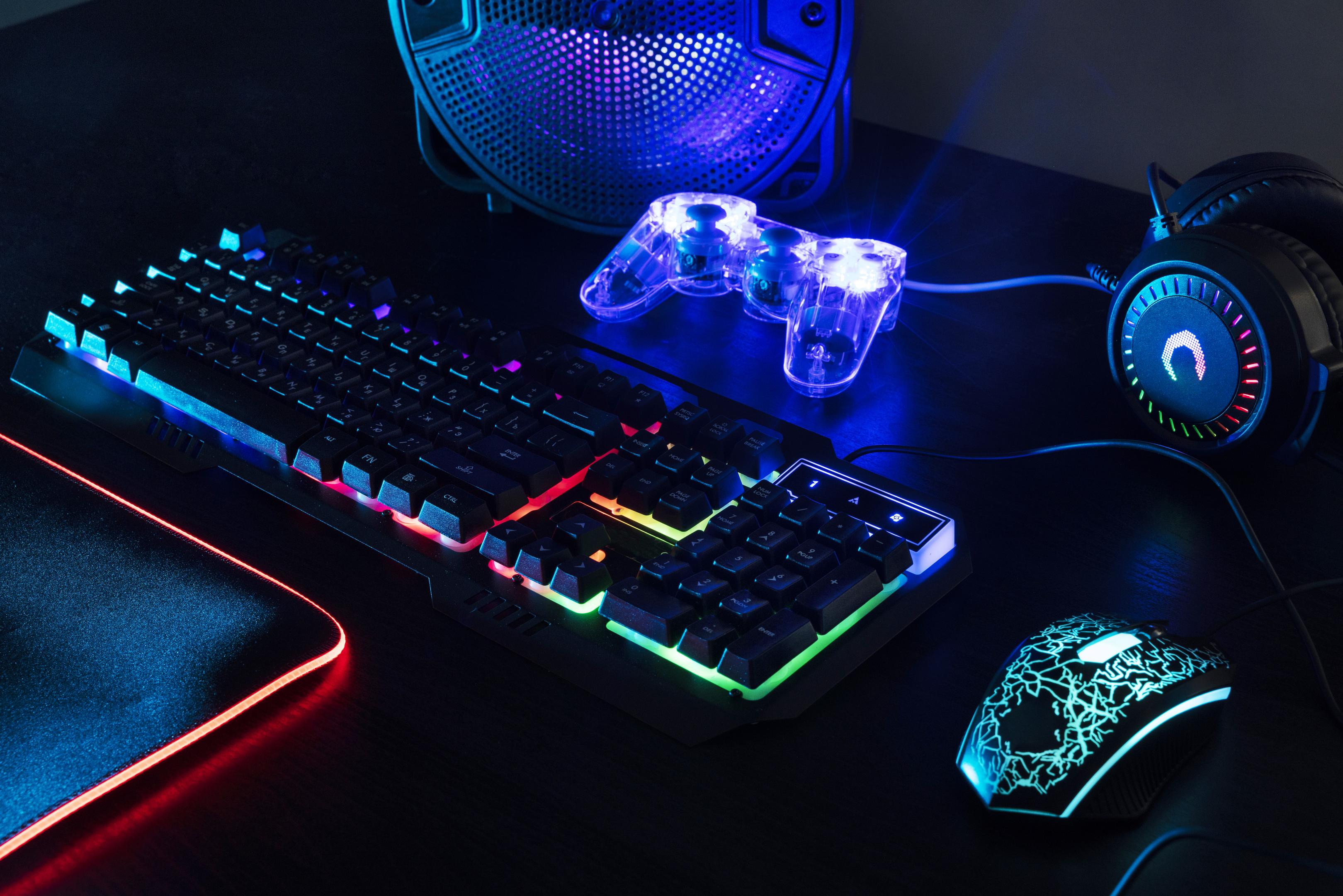 xbox wireless controller and keyboard