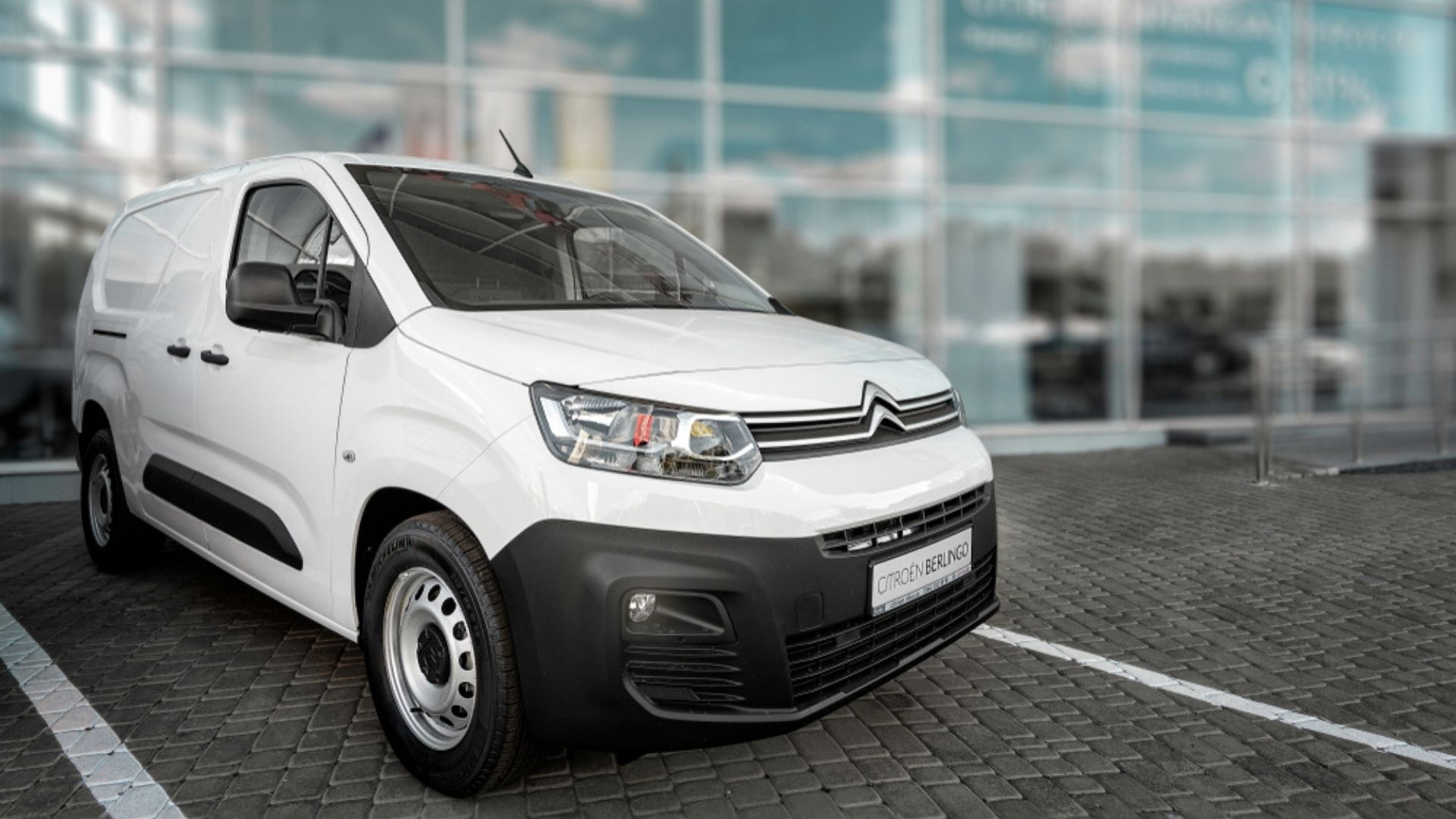 How to Choose the Right Van Finance Company?