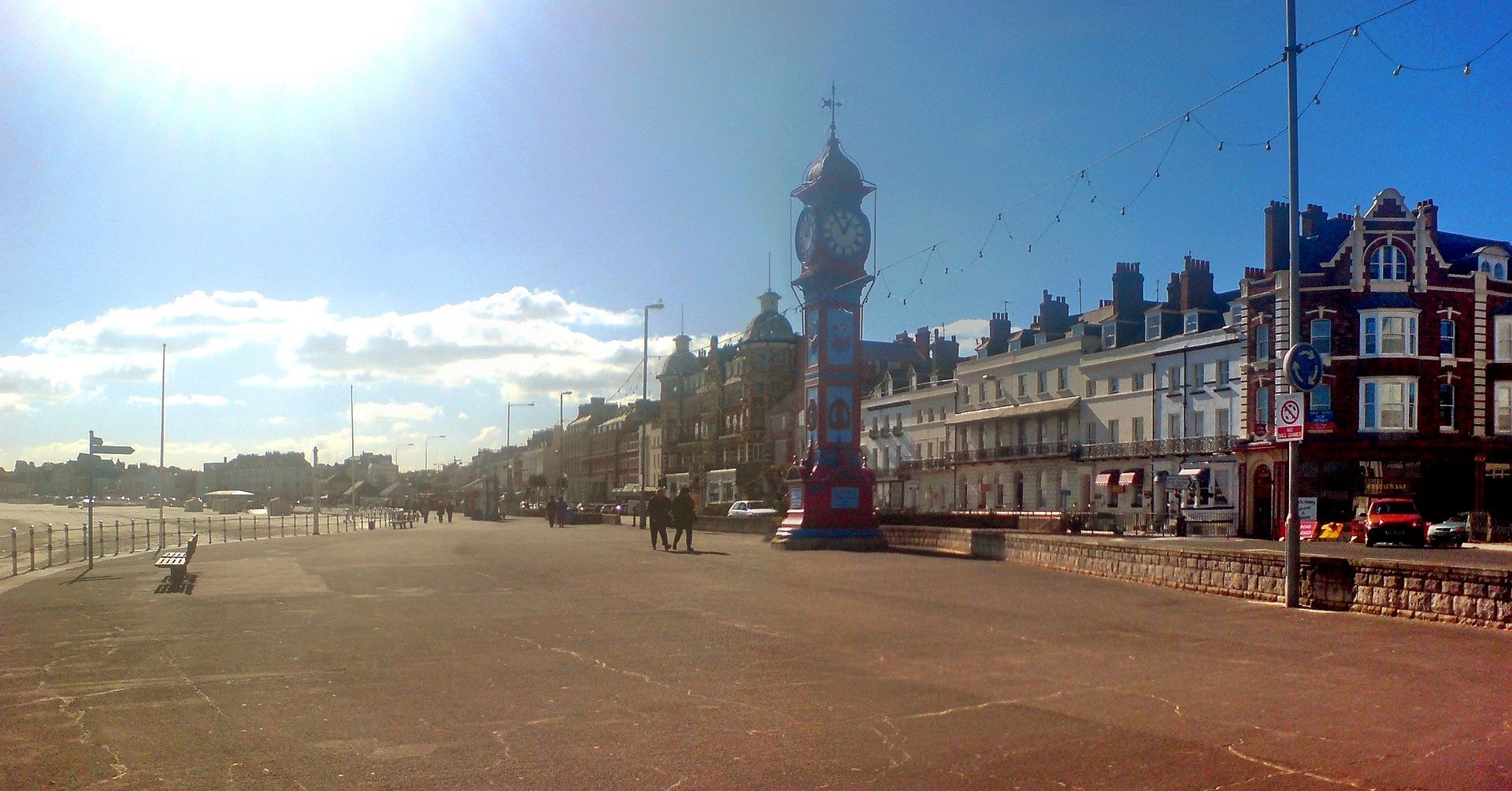 A picturesque view of a holiday park in Weymouth, perfect for family holidays.