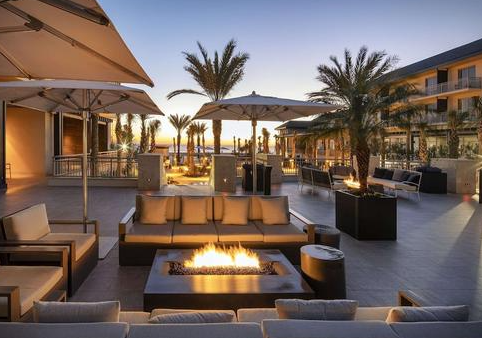 Embassy Suites Fire Pits and Poolside Seating