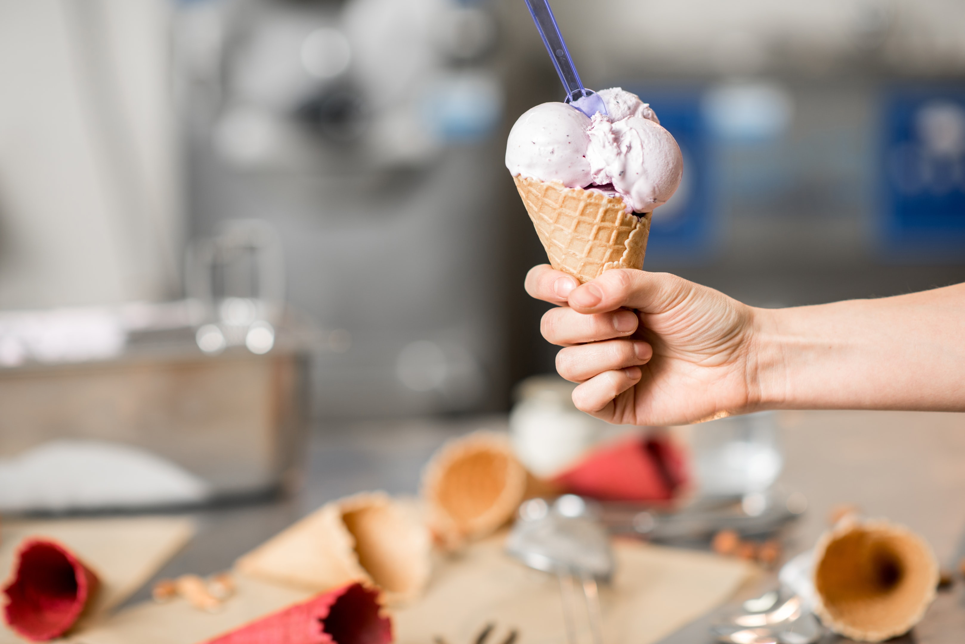 Protein in ice cream nutritional comparison showing regular ice cream with minimal protein versus high protein ice cream options delivering 15-24 grams per serving