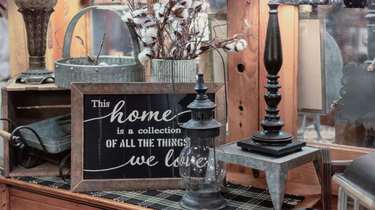 A picture of home decor items