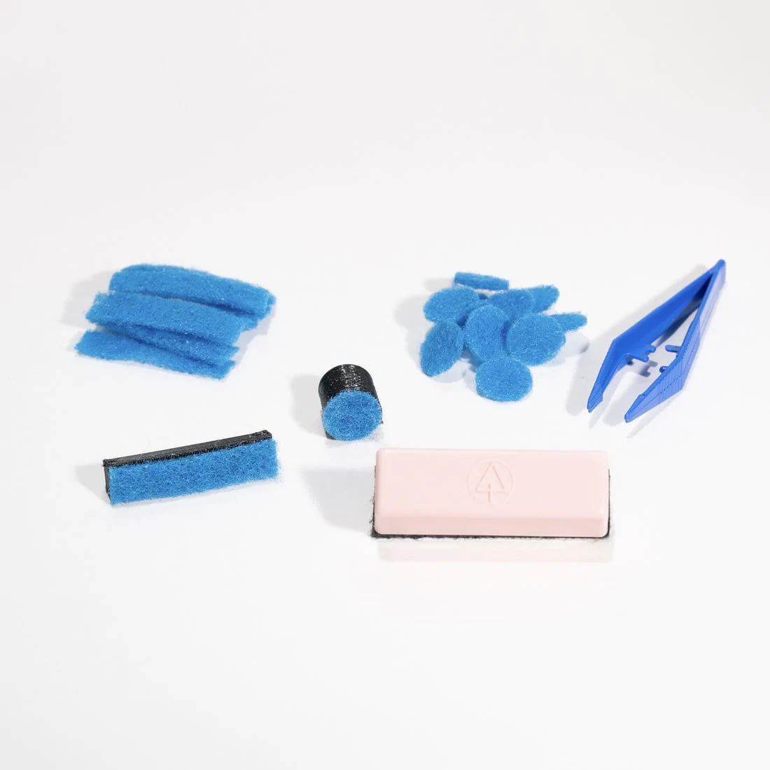Cleaning Pads, Magnetic Holders, Magnetic Handle, Forceps Tweezers. The full magnetic glass cleaner kit.