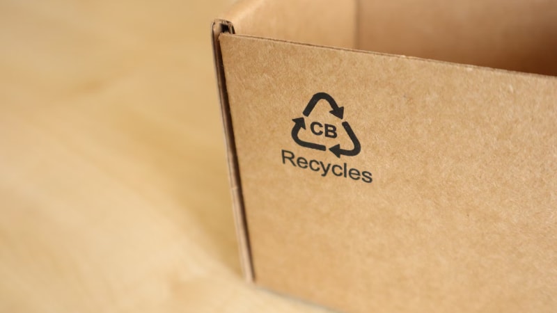 A box saying recyclable packaging