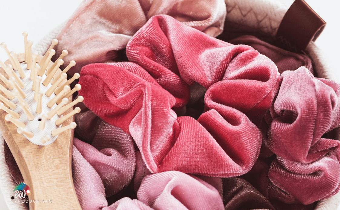 90s accessories for photo booth - 90s party ideas