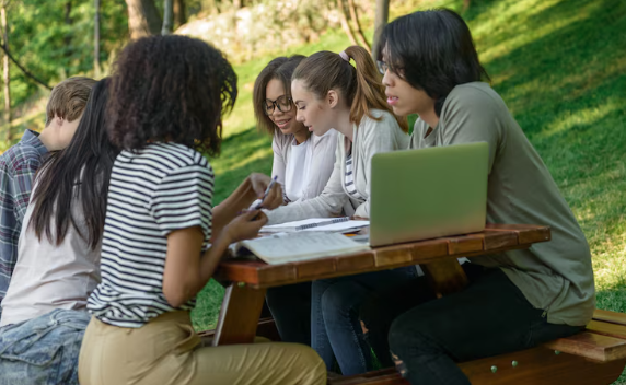 How to Choose the Right Keepsakes for Your Event