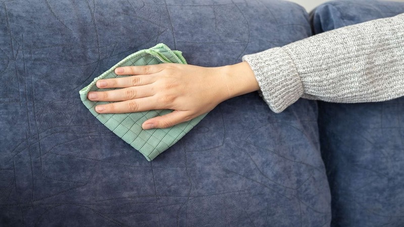 drying couch with clean cloth