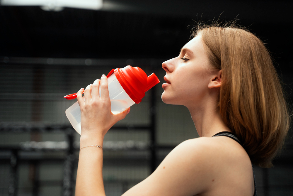 A beta alanina pode ser tomada com água ou com outras bebidas. Fonte da imagem: Freepik.