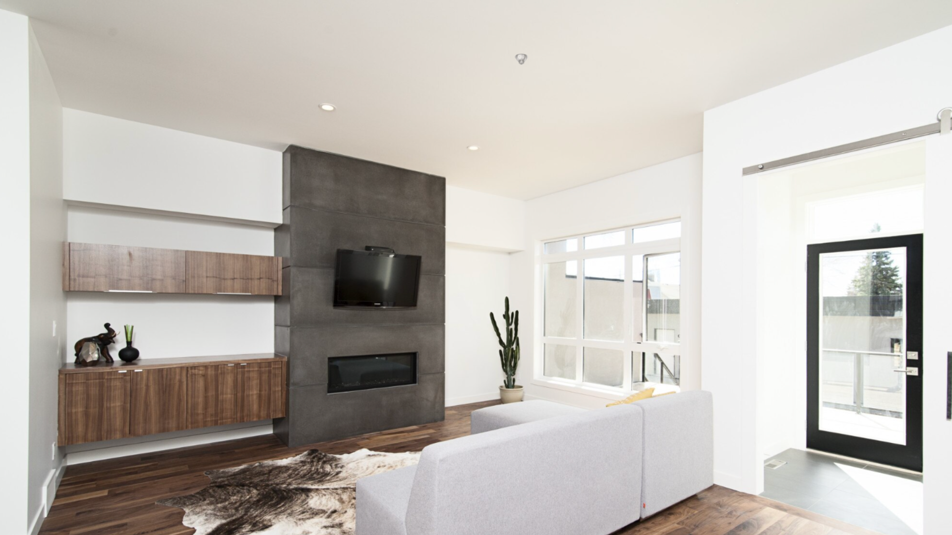 Living room installed with water mist system