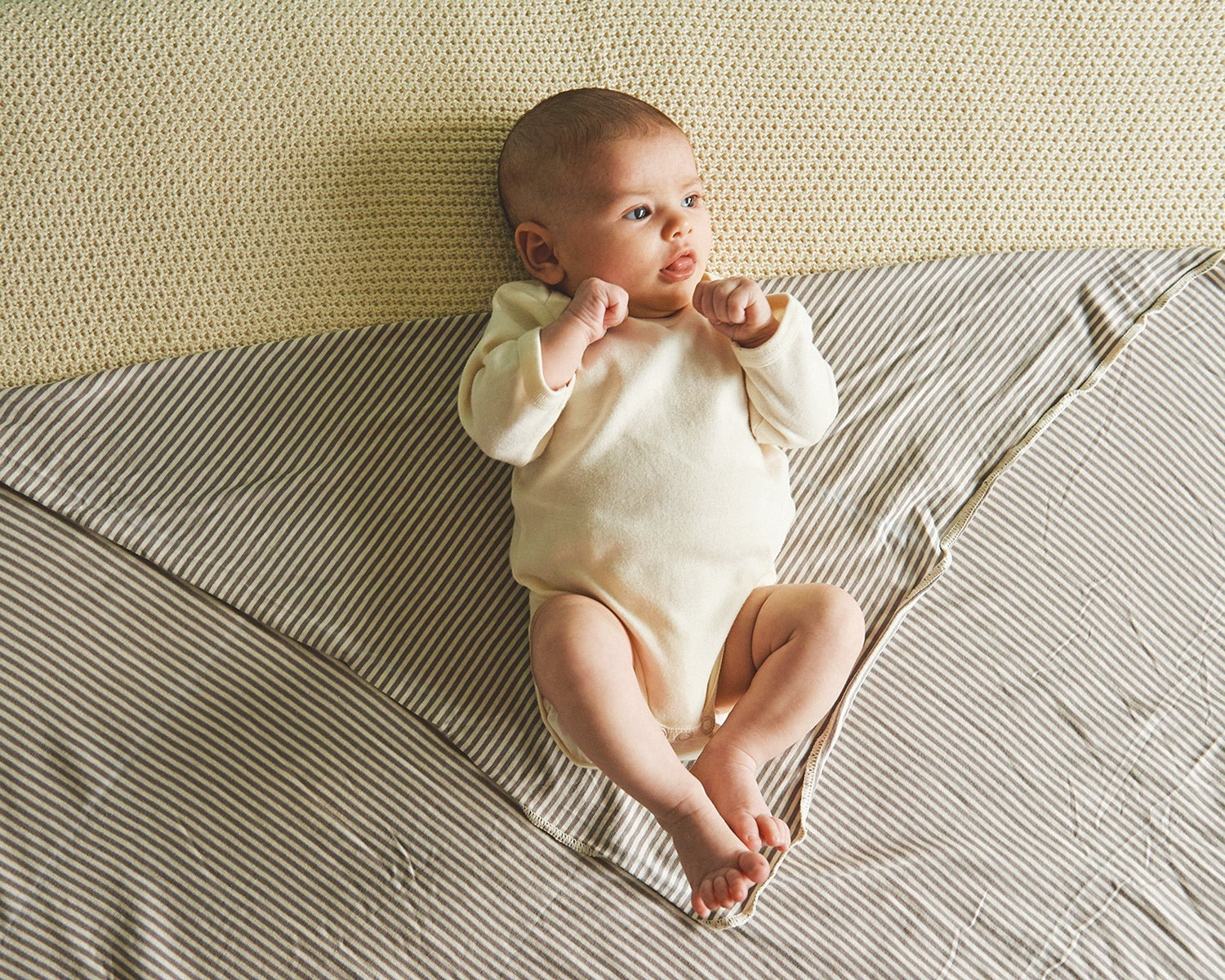 how to swaddle a baby, nighttime sleep, swaddle baby