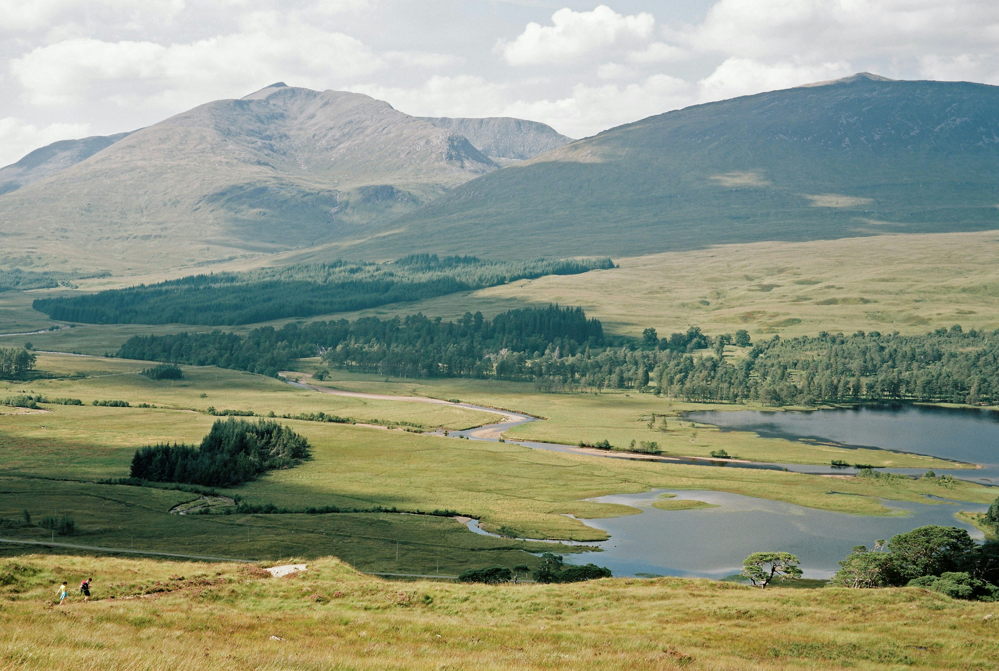enjoy the great outdoors of Scotland with a move to blanefield near glasgow and Stirling 