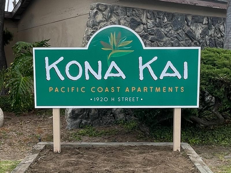 From permits to installation, our team handles every detail—like this post and panel sign installed for Kona Kai Apartments in Oxnard, CA as part of a fully managed signage solution.
