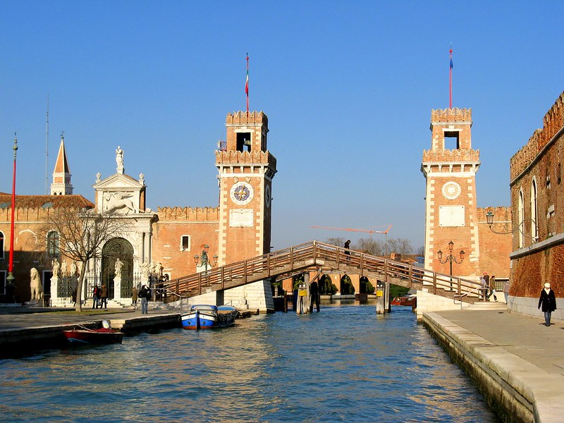 arsenale di Venezia (HarshLight, CC BY 2.0, Flickr)