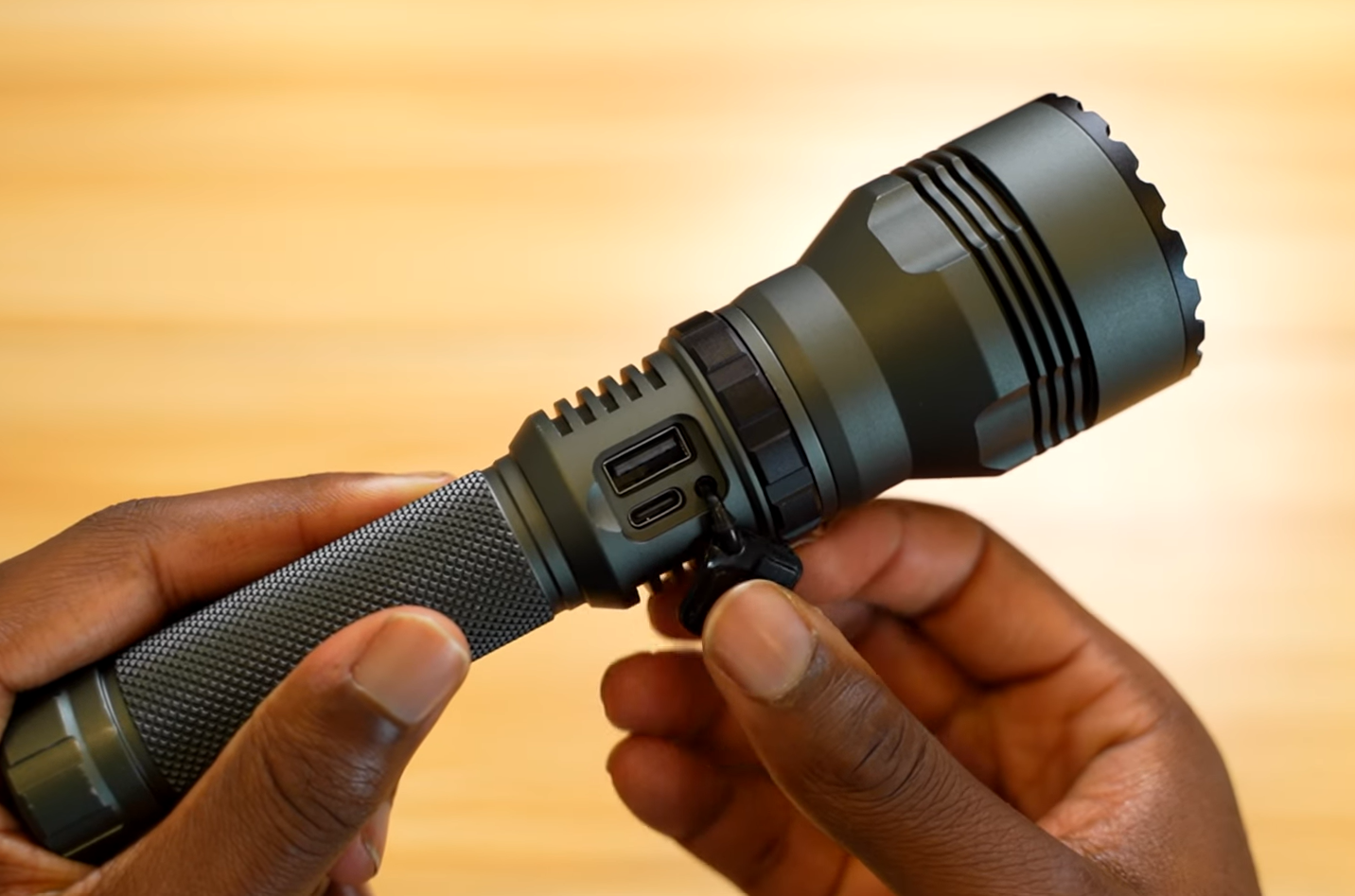 Cyber tools pocket flashlight