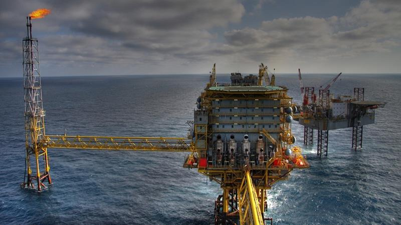 Deep sea oil rig
