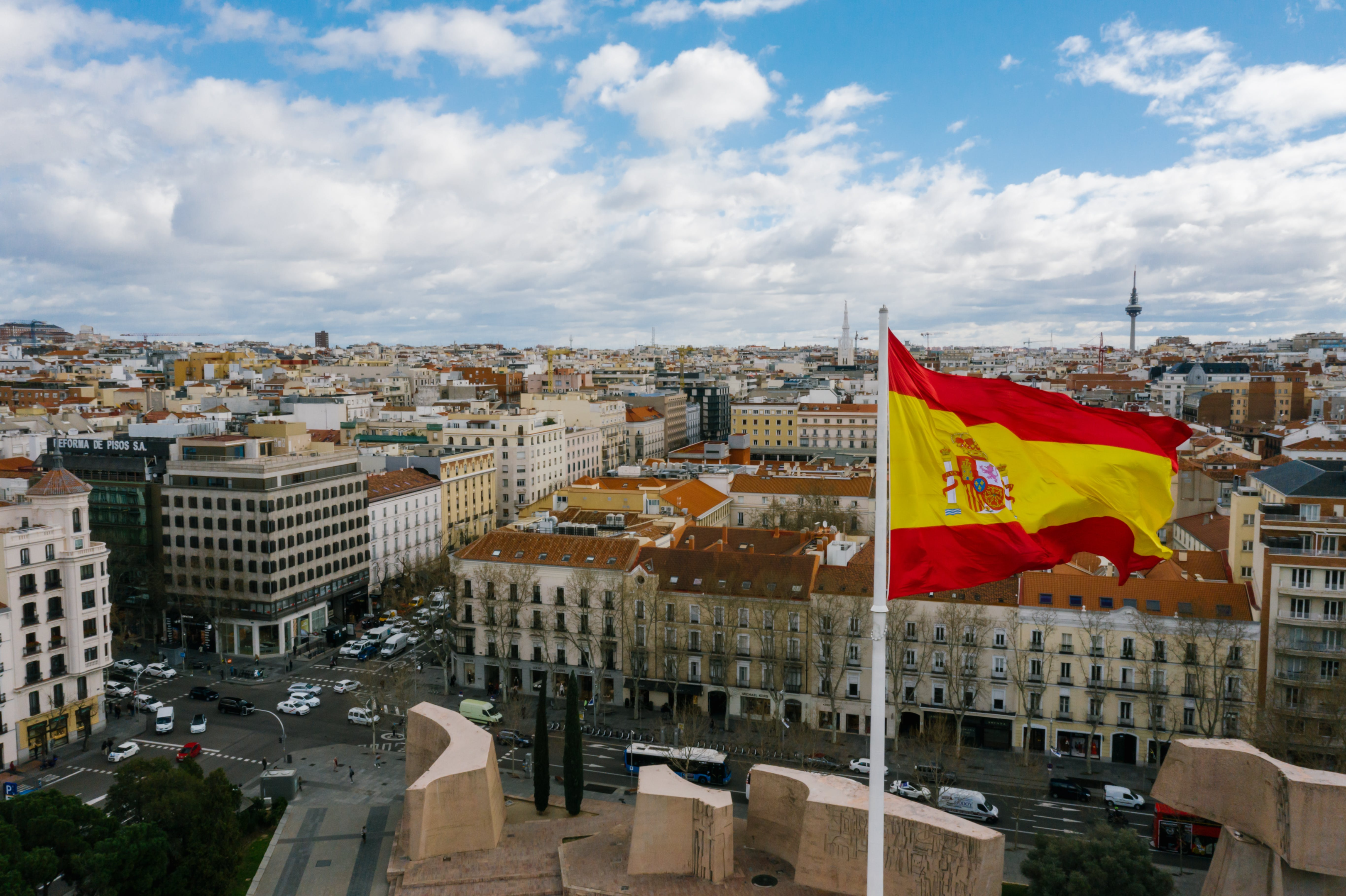 The Spanish flag shows how multiple-speaking countries originated back in the day
