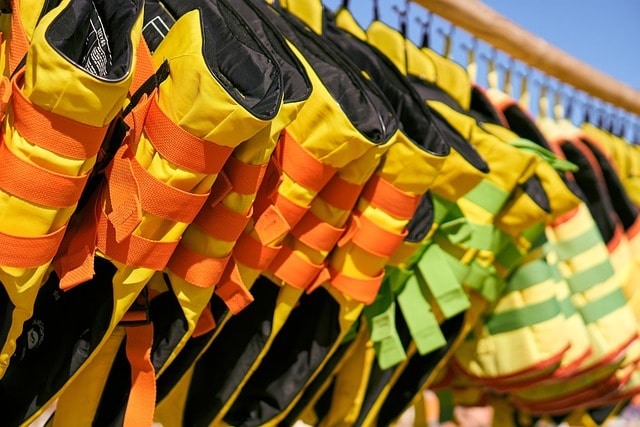 life jacket, hung, hang