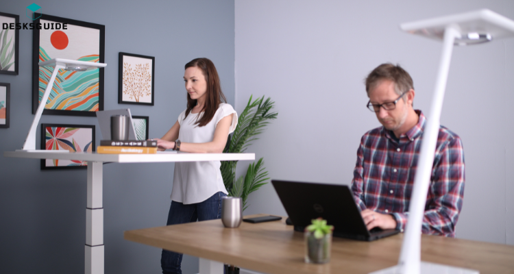 Advantages of using a Standing Desk