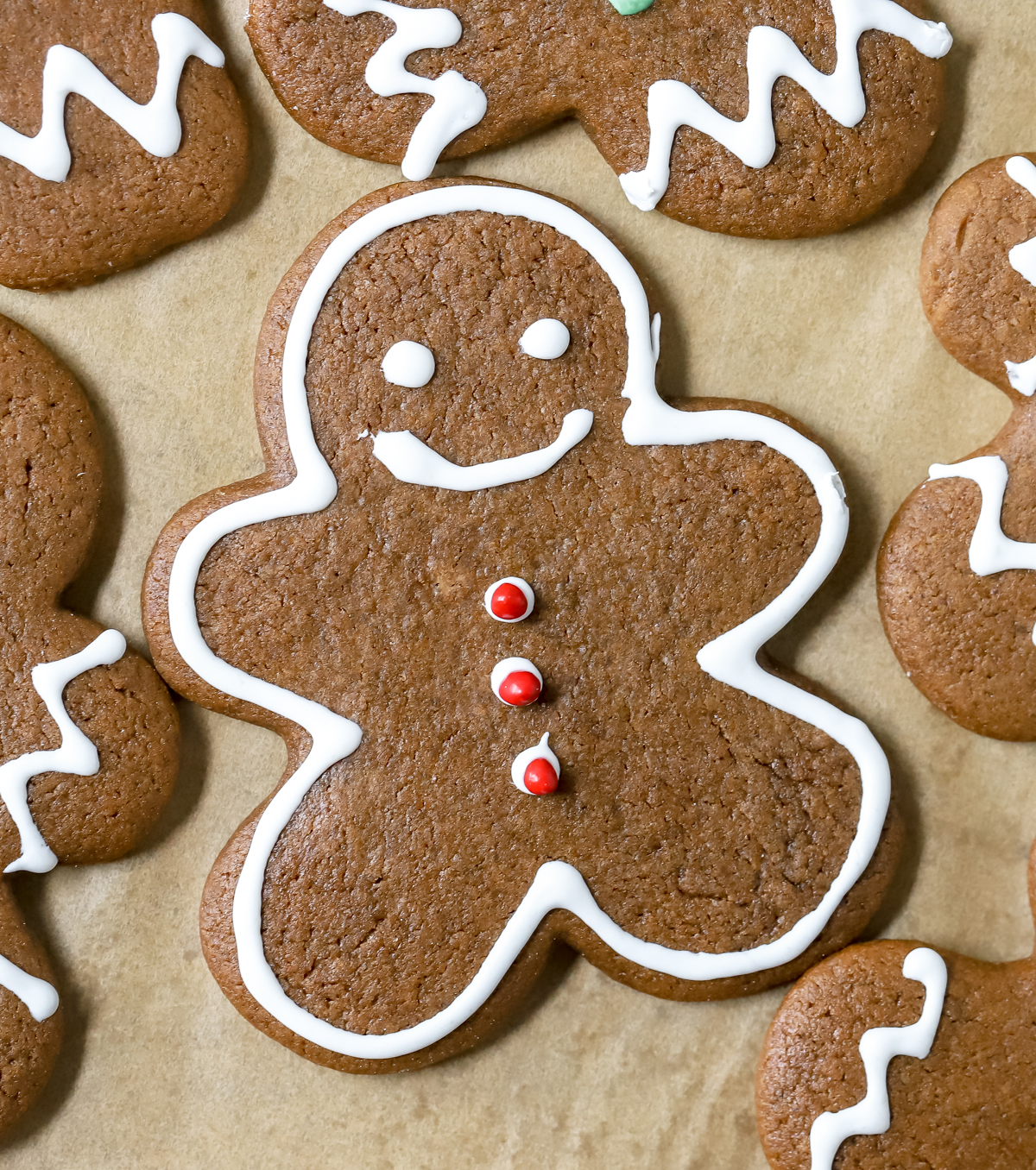 gingerbread cookies decorated with cookie glaze