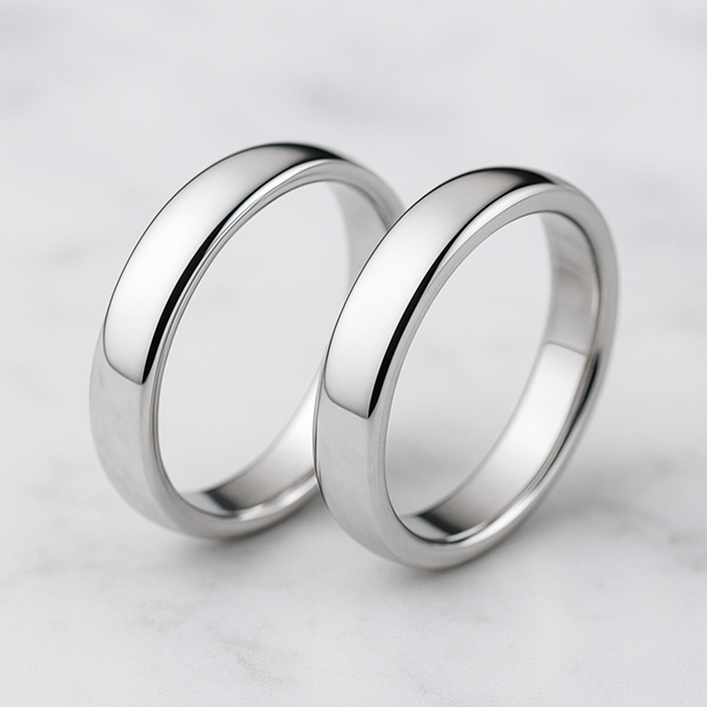 Balto aukso vestuviniai žiedai su komforto zona.