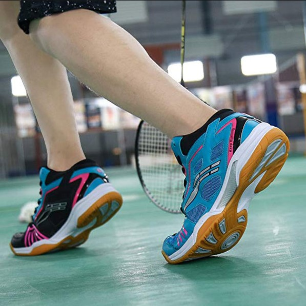 Best non marking on sale shoes for badminton