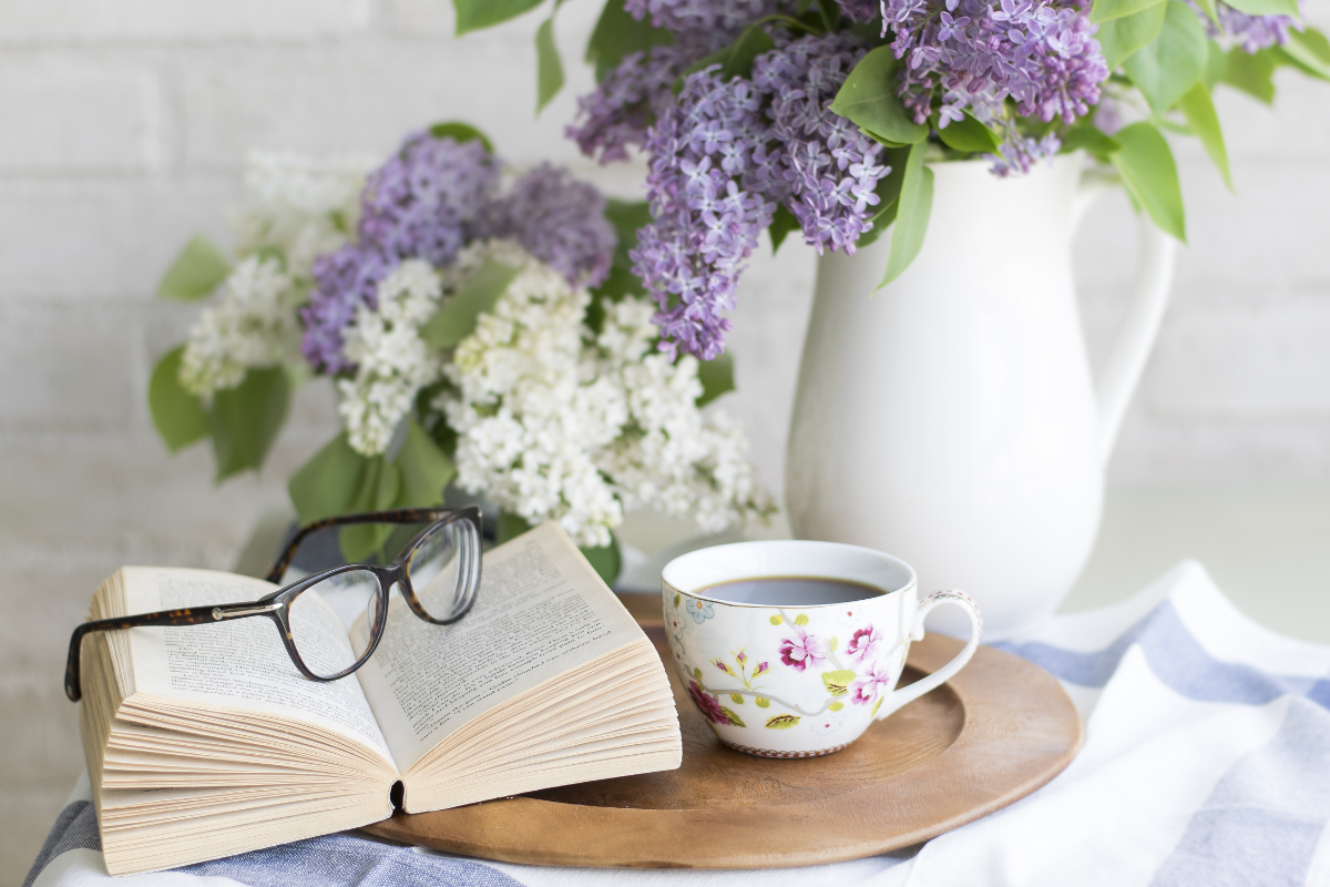 Fresh flowers in a vase on a coffee table