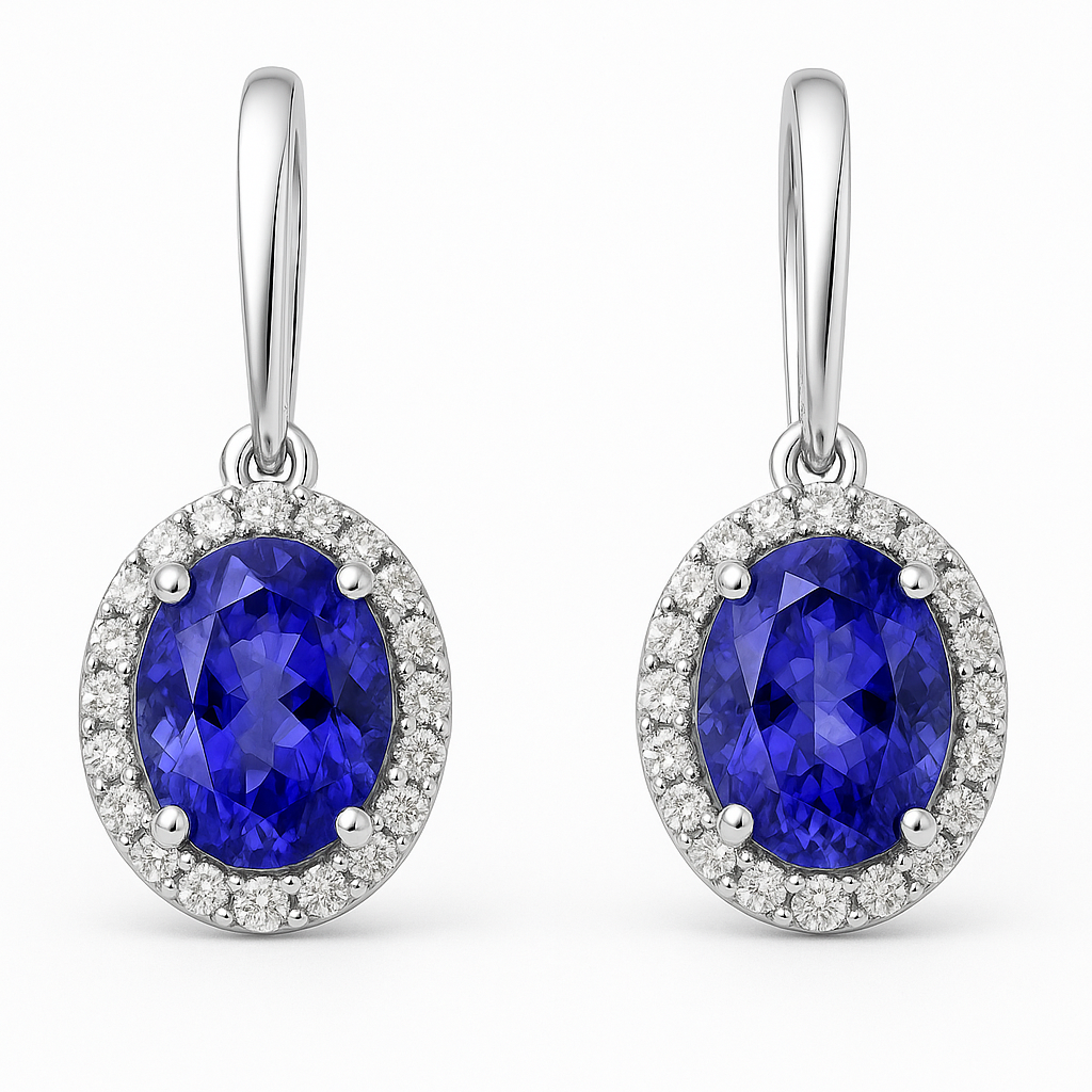 Auskarai su ovalo formos tanzanitais centre ir smulkiais deimantais aplinkui
