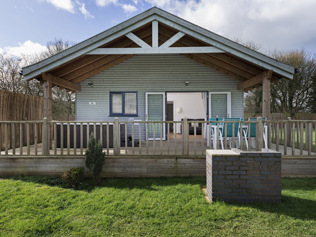 Woodpecker Lodge, Redlake Farm