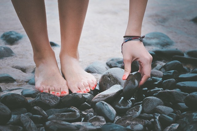 Walking barefeet, notice the satisfying and healthy feeling of nature.