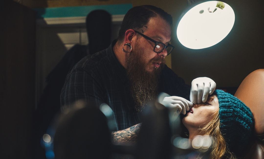 How Your Piercer's Skill Affects Pain