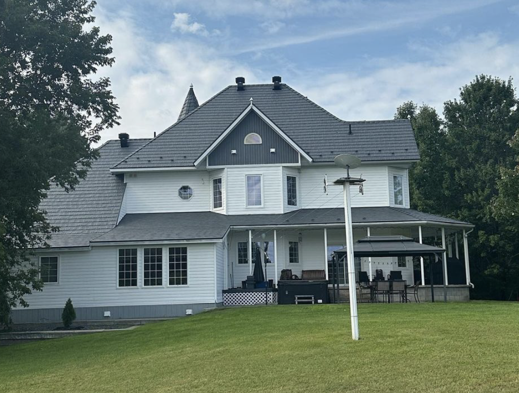 Stone coloured metal roof installed in Ontario by Roof Pros Plus
