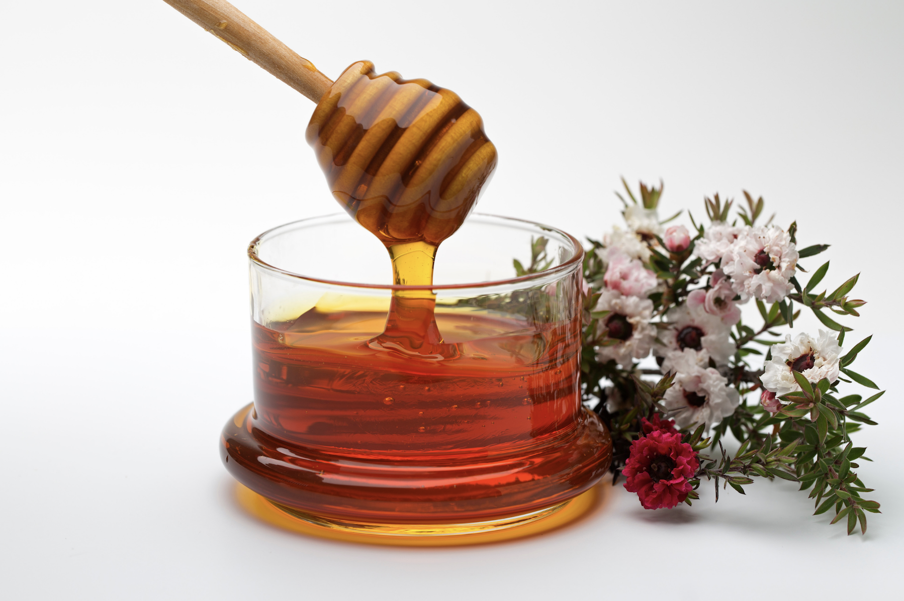 Genuine manuka honey can actually be made into a manuka honey chew, unlike traditional honey. 