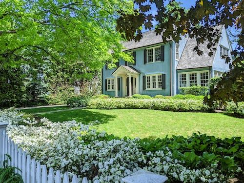 Cute Connecticut colonial home in downtown Greenwich