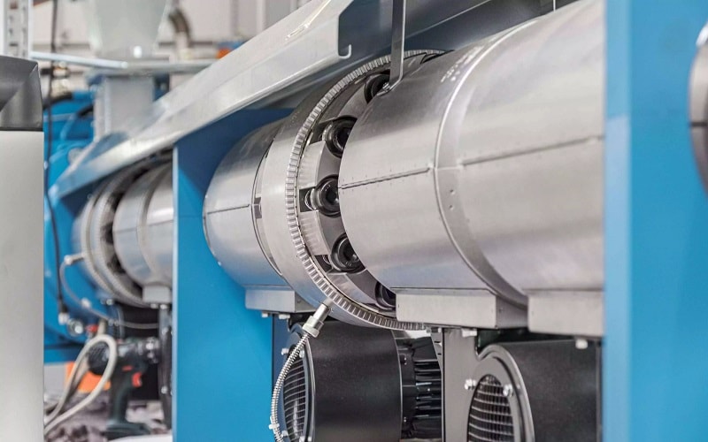 plastic extrusion machines