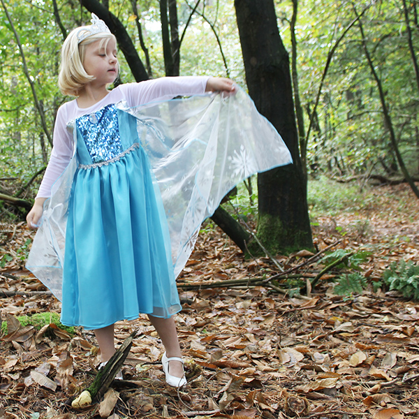 Frozen I Elsa jurk met broche verkleedkleren prinses prinsessenjurk verkleedkleding