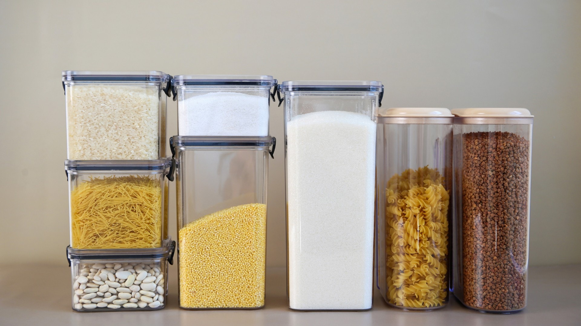 Glass food storage containers for dried foods.